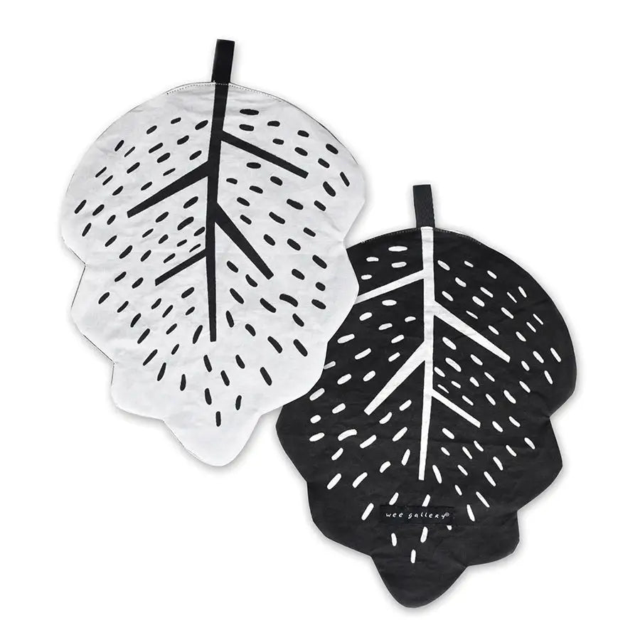 Organic Crinkle Toy - Leaf - Wee Gallery