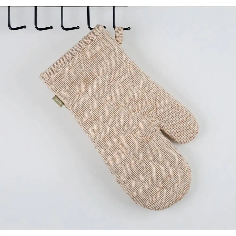 Quilted Oven Glove - Rust Slub Chambray - Raine & Humble