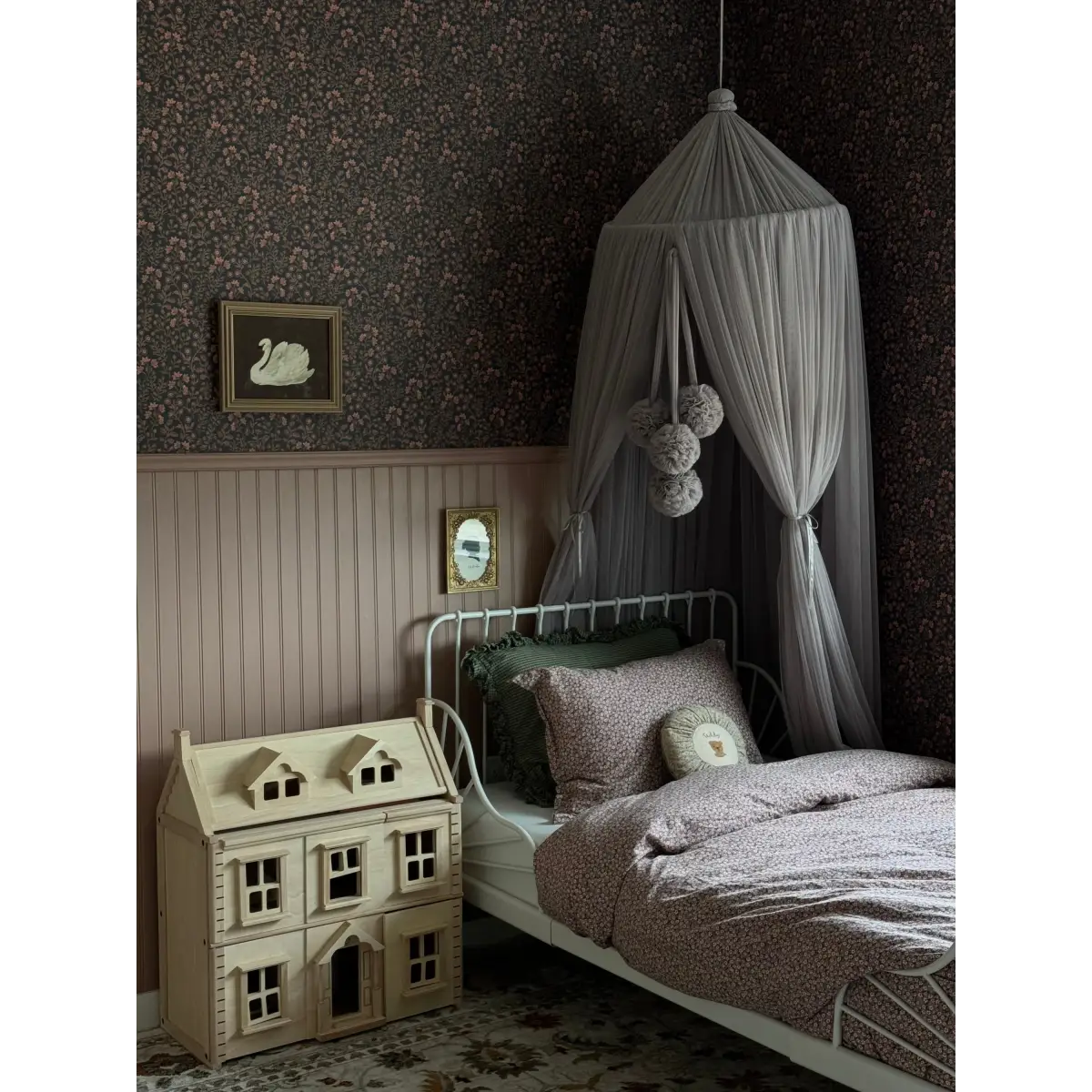 Penelope Wallpaper - Petite Flower Vines - by Bloomery Decor - Loomwell Home Goods