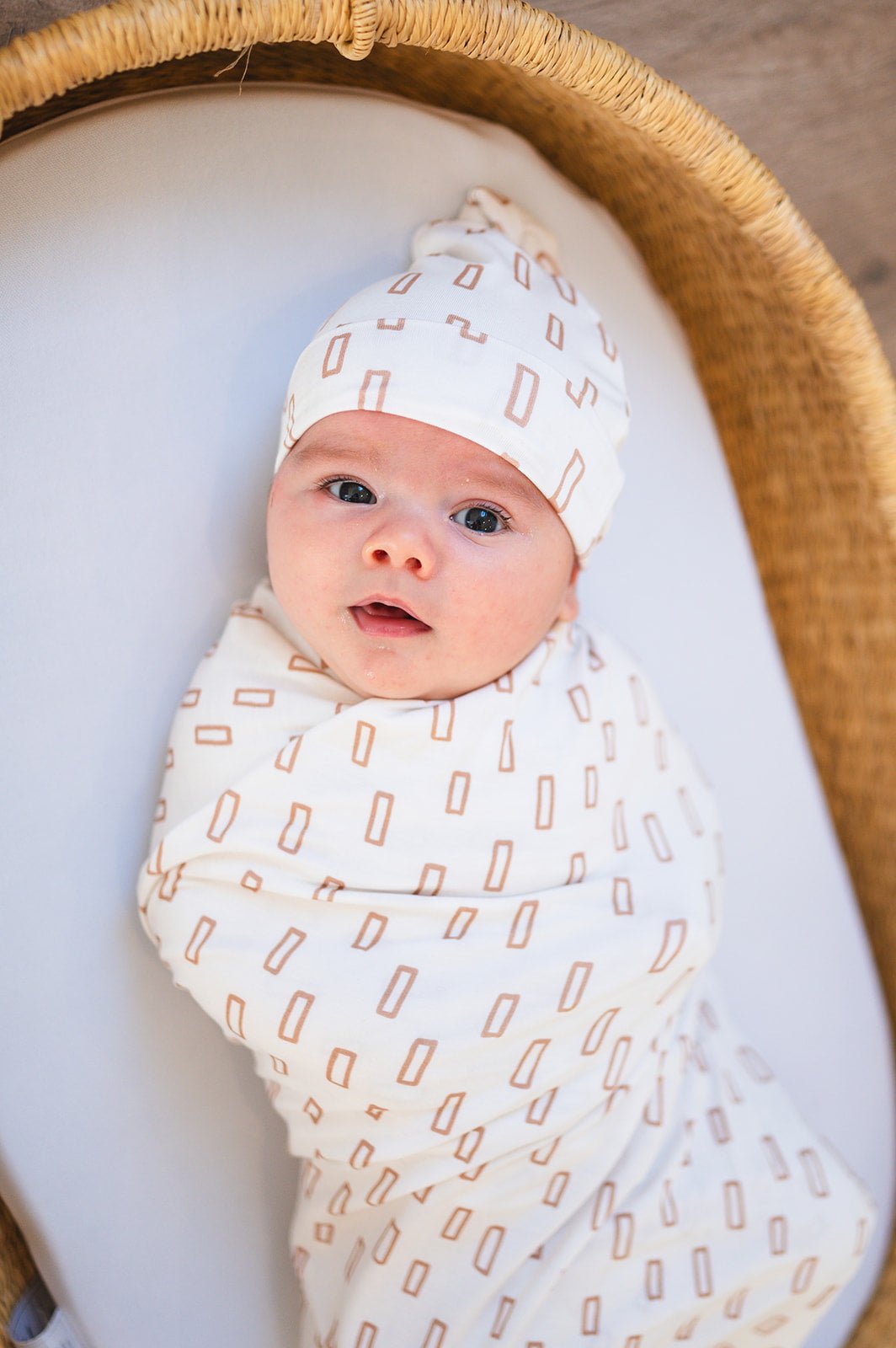 Bamboo Stretch Swaddle - Neutral Rectangle - Harp Angel Boutique