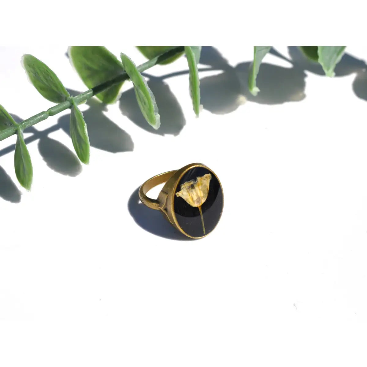 Oval Ring - Pressed Flower - Lily of the Valley - My Beverly Jewelry