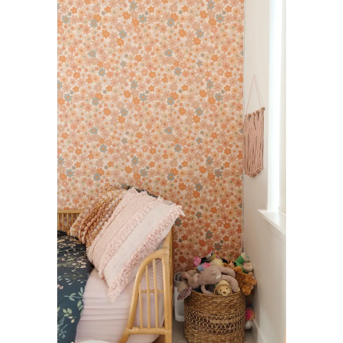 Quinny Wallpaper - Mod Flowers - by Thread Mama - Loomwell Home Goods