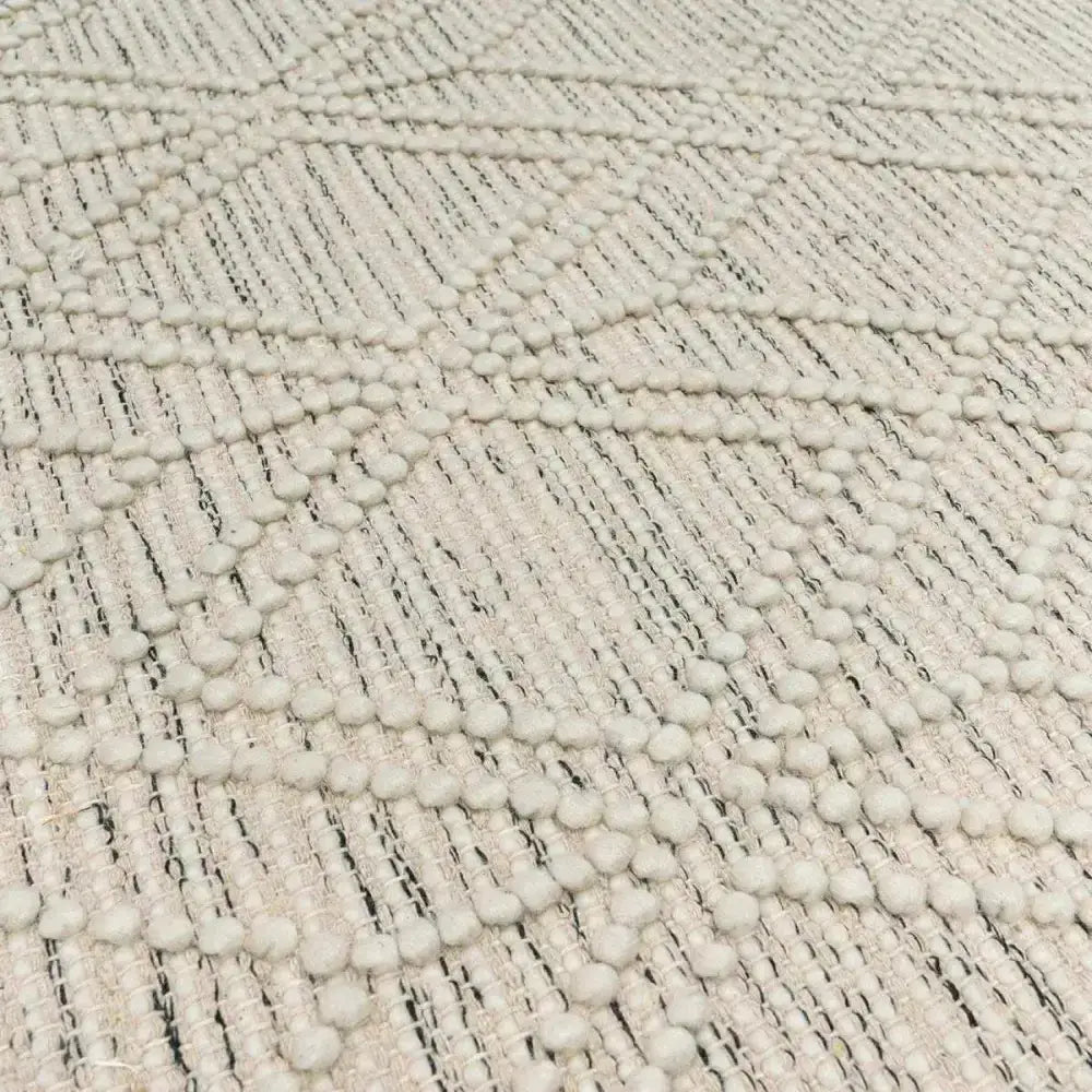 Ramsbury Wool Area Rug - 2’ x 3’ Rectangle - Boutique Rugs