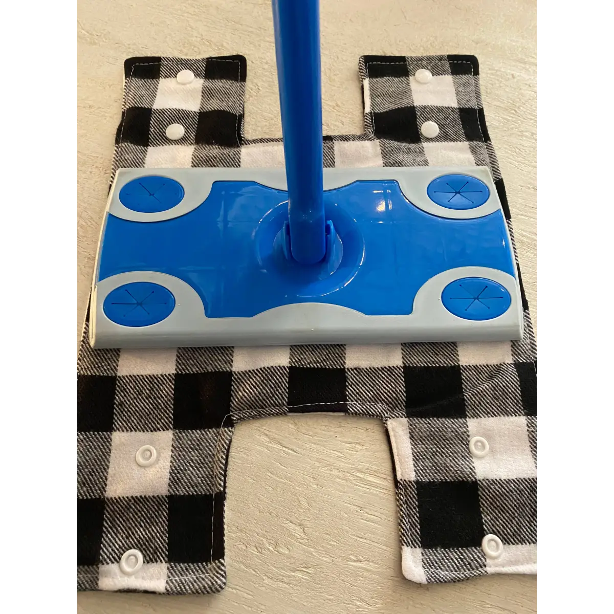 Reusable Swiffer Pad - Pinecone & Snowflakes - Mann Made