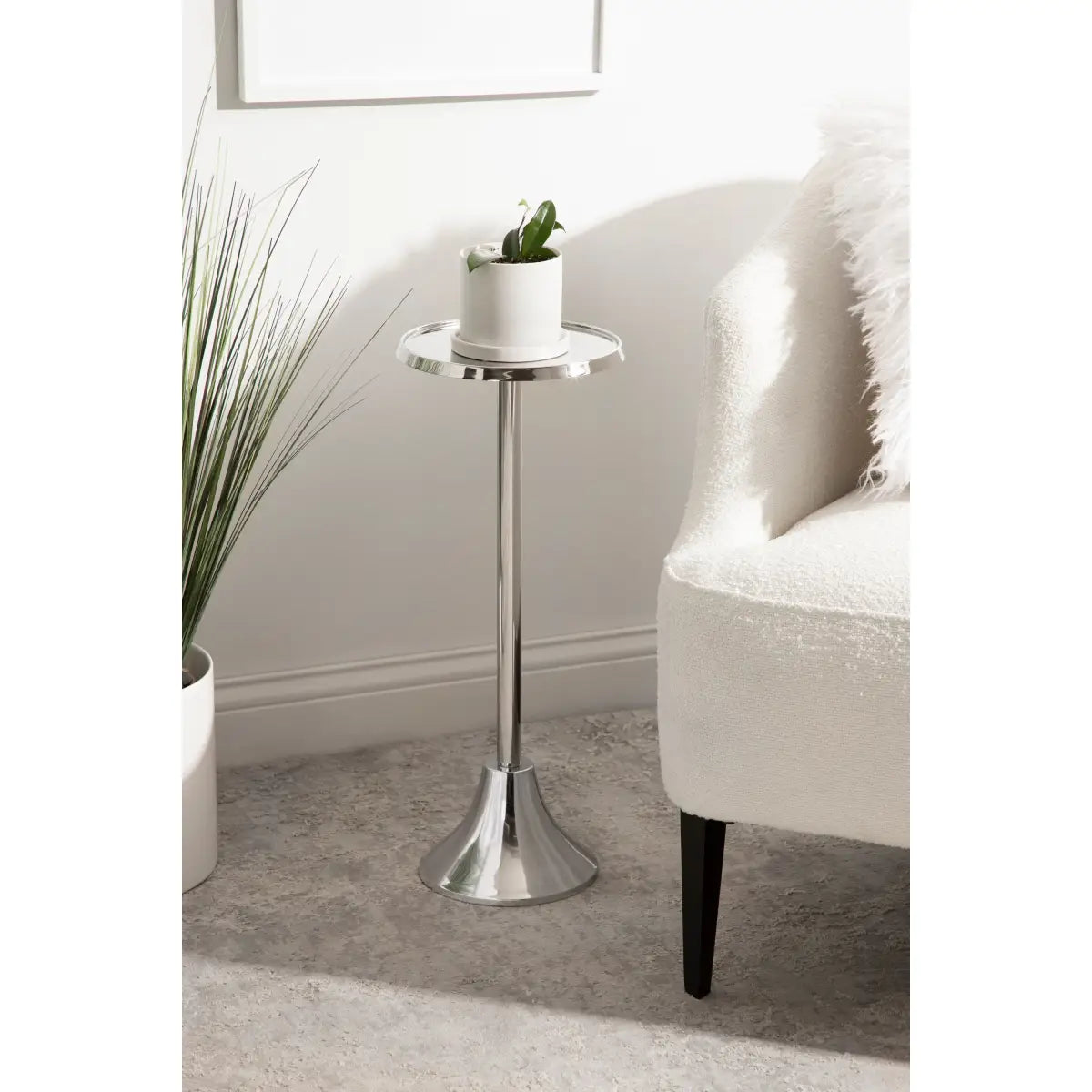 Sanzo Metal Cocktail Table or Plant Stand - kateandlaurel