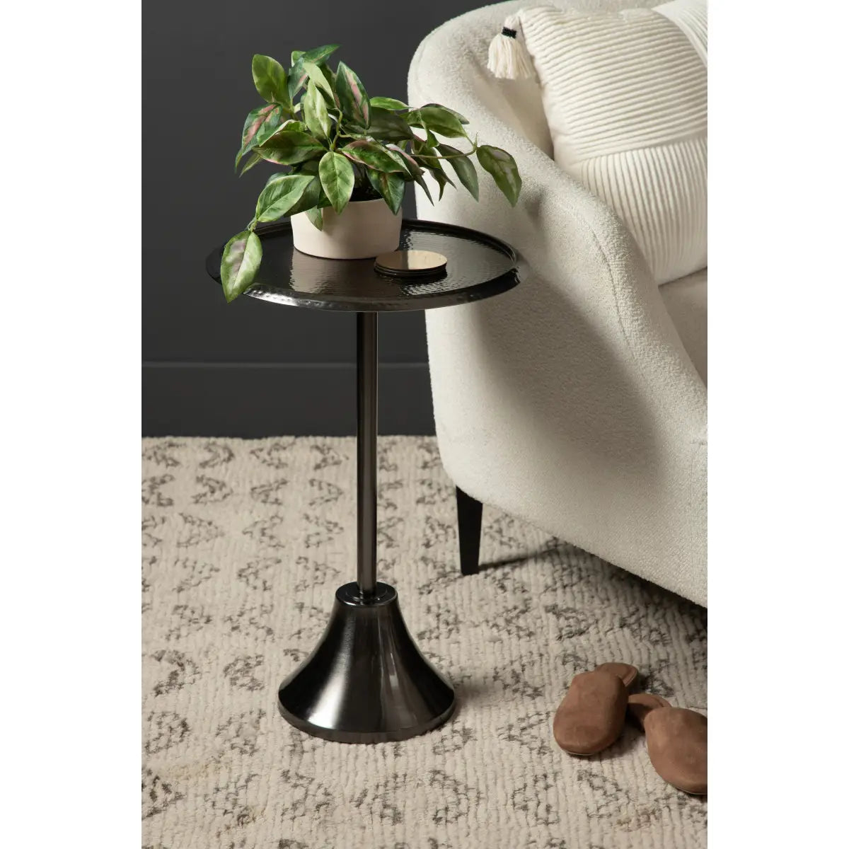 Sanzo Metal Side Table or Plant Stand - kateandlaurel