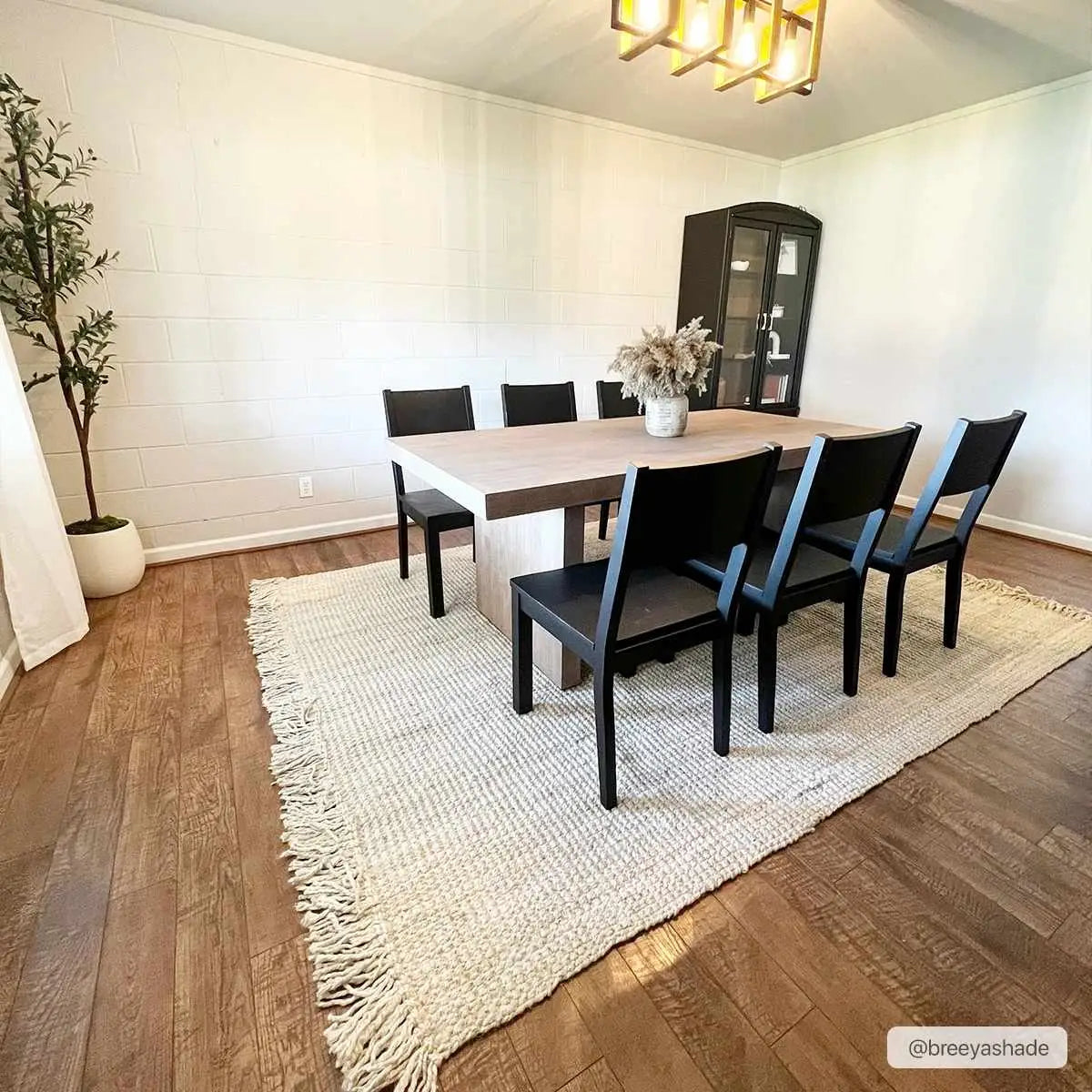 Senneterre Bleached Jute Rug - Boutique Rugs