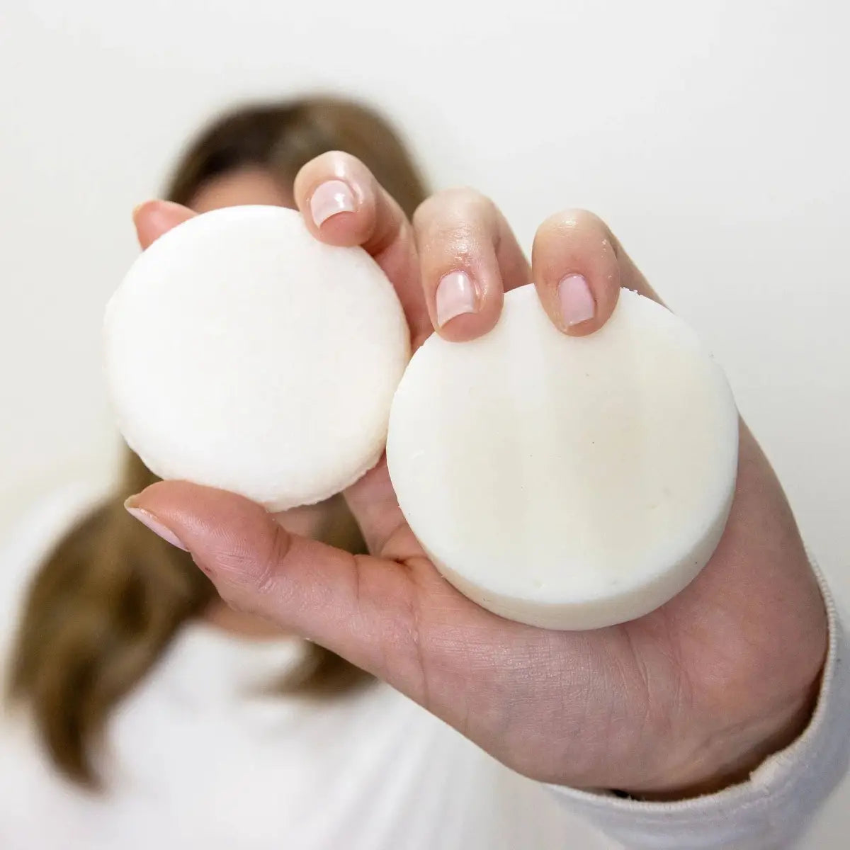 Shampoo Bar - Soothe - Dry Scalp with Tea Tree + Peppermint - Loxy