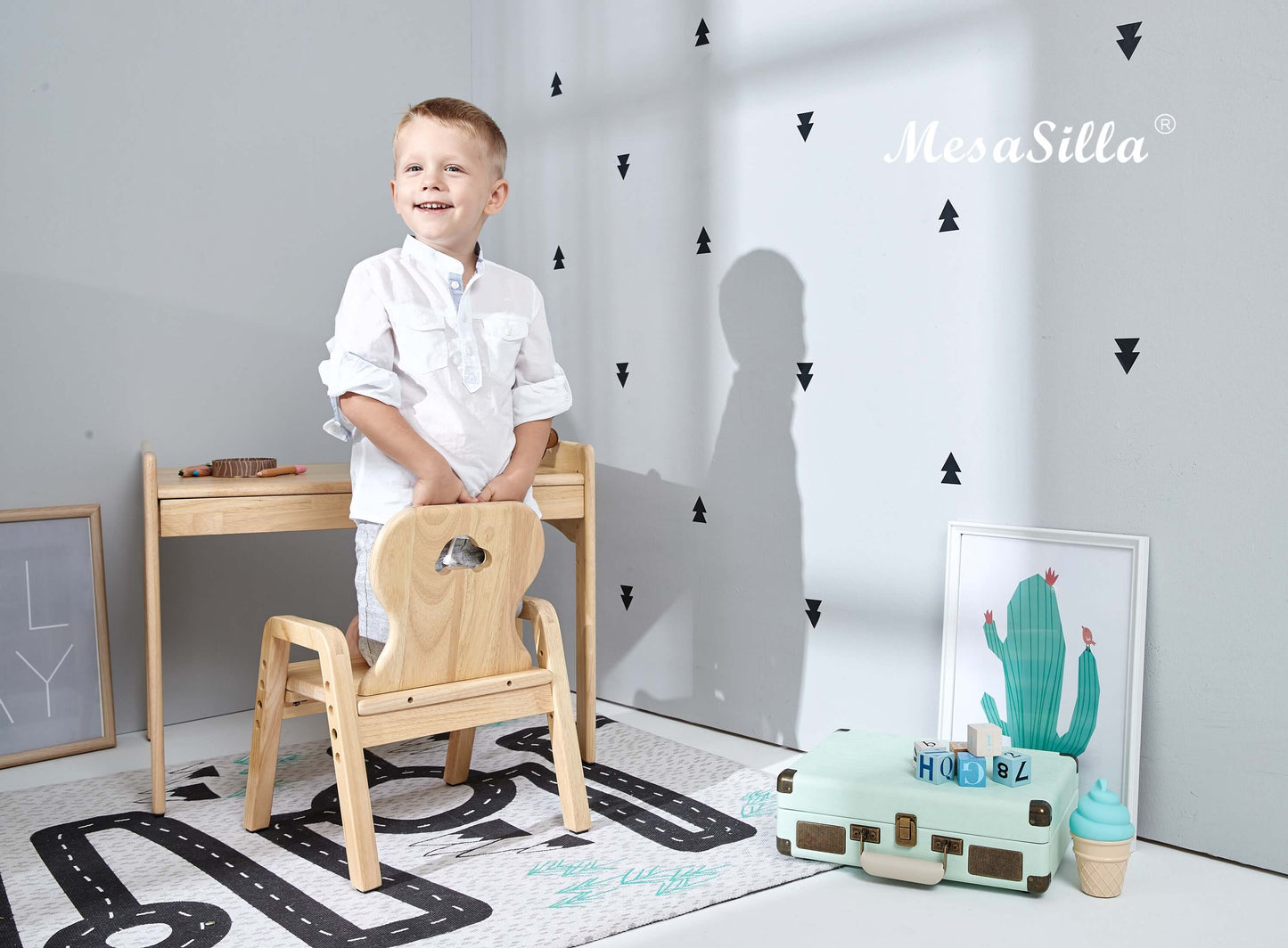 Silla infantil de madera ajustable Mesasilla: ergonómica, de altura regulable, madera maciza | 4 opciones de altura