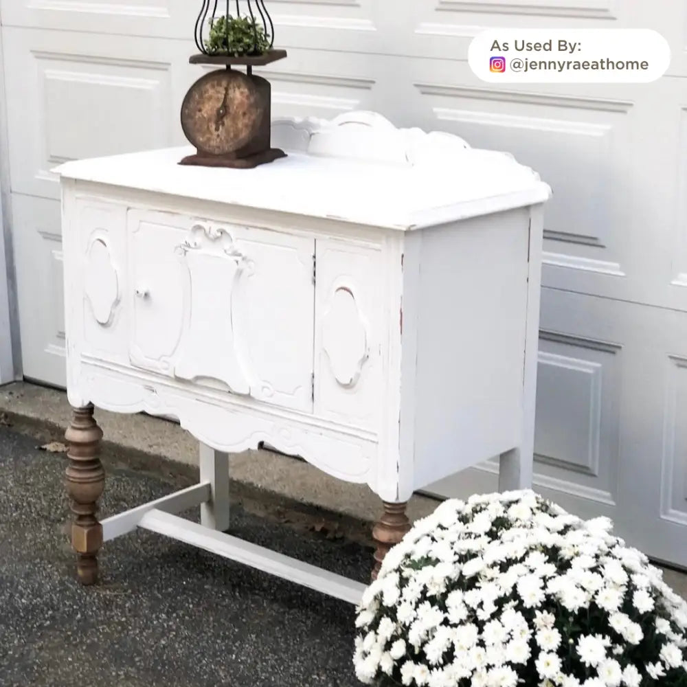 One Step Paint - Bauhaus Buff - Amy Howard At Home