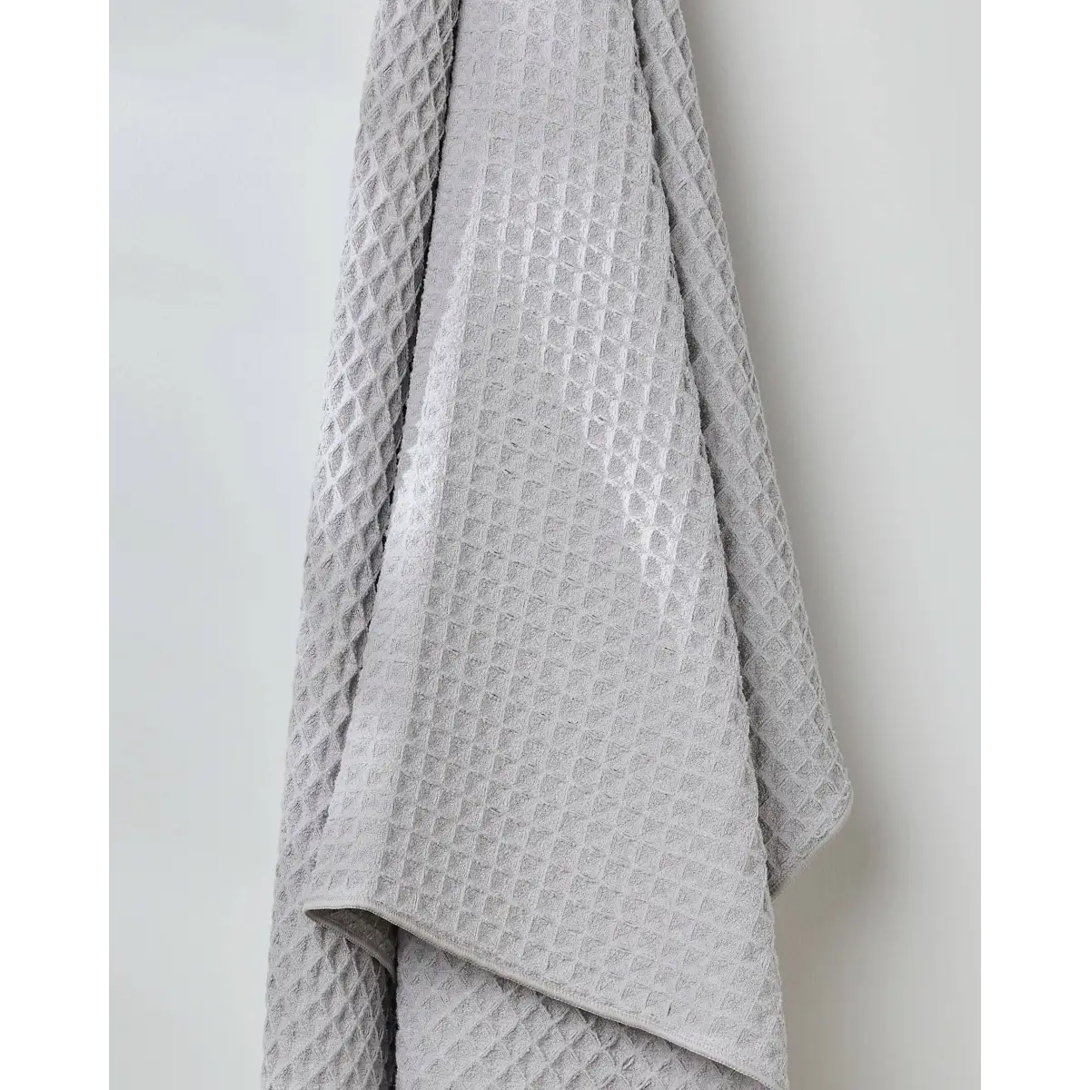 Luxury Waffle Bath Towel - Stone - Geometry
