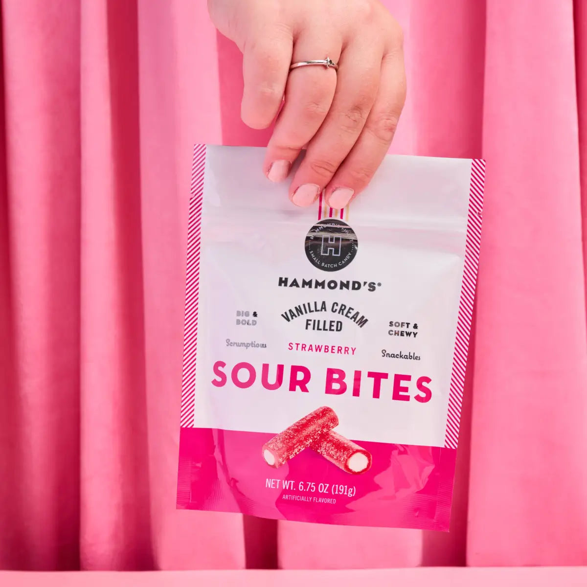 Sweet & Sour Candy - Strawberry with Vanilla Cream - Sour Bites - Hammond’s Candies / Lolli & Pops