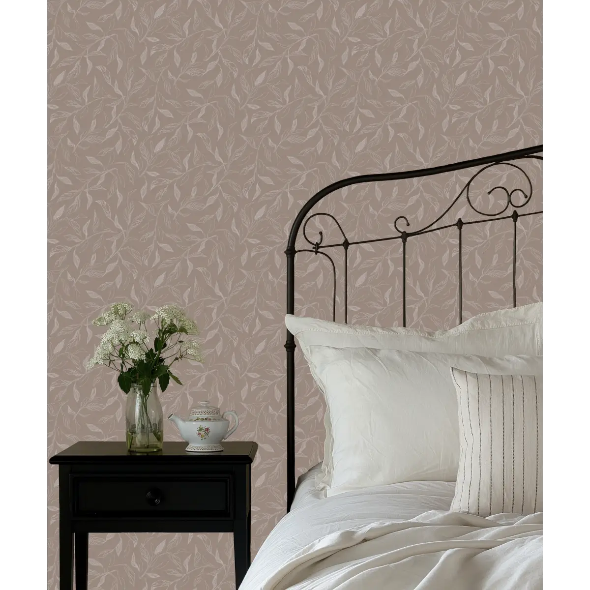 Swift Leaves Wallpaper - Subtle Leaf Pattern - by Aubrey Fairchild - Loomwell Home Goods