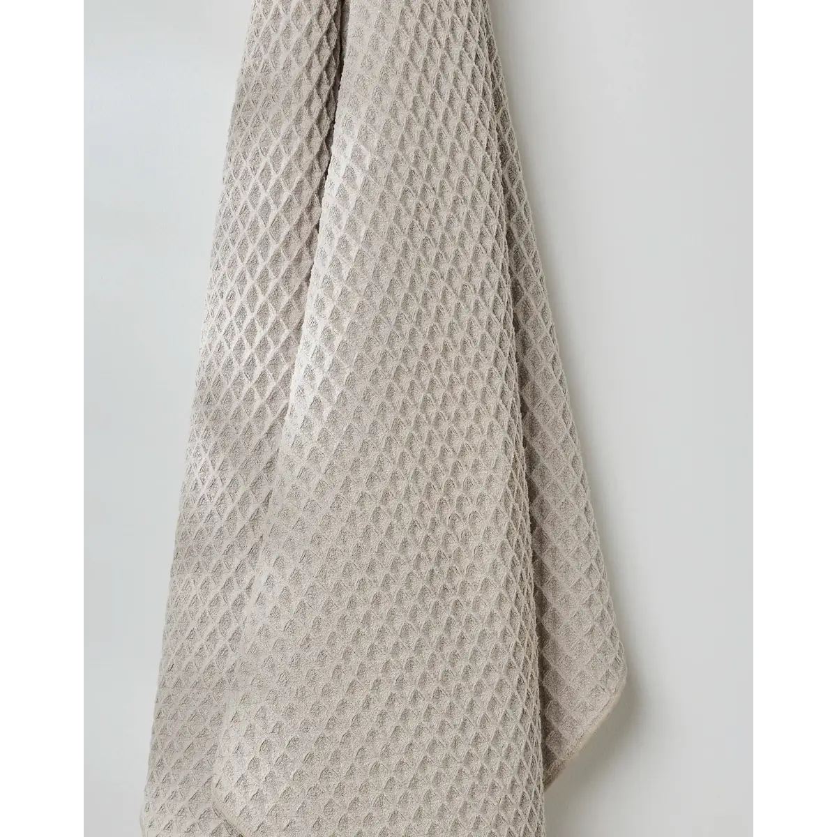 Luxury Waffle Bath Towel - Taupe - Geometry