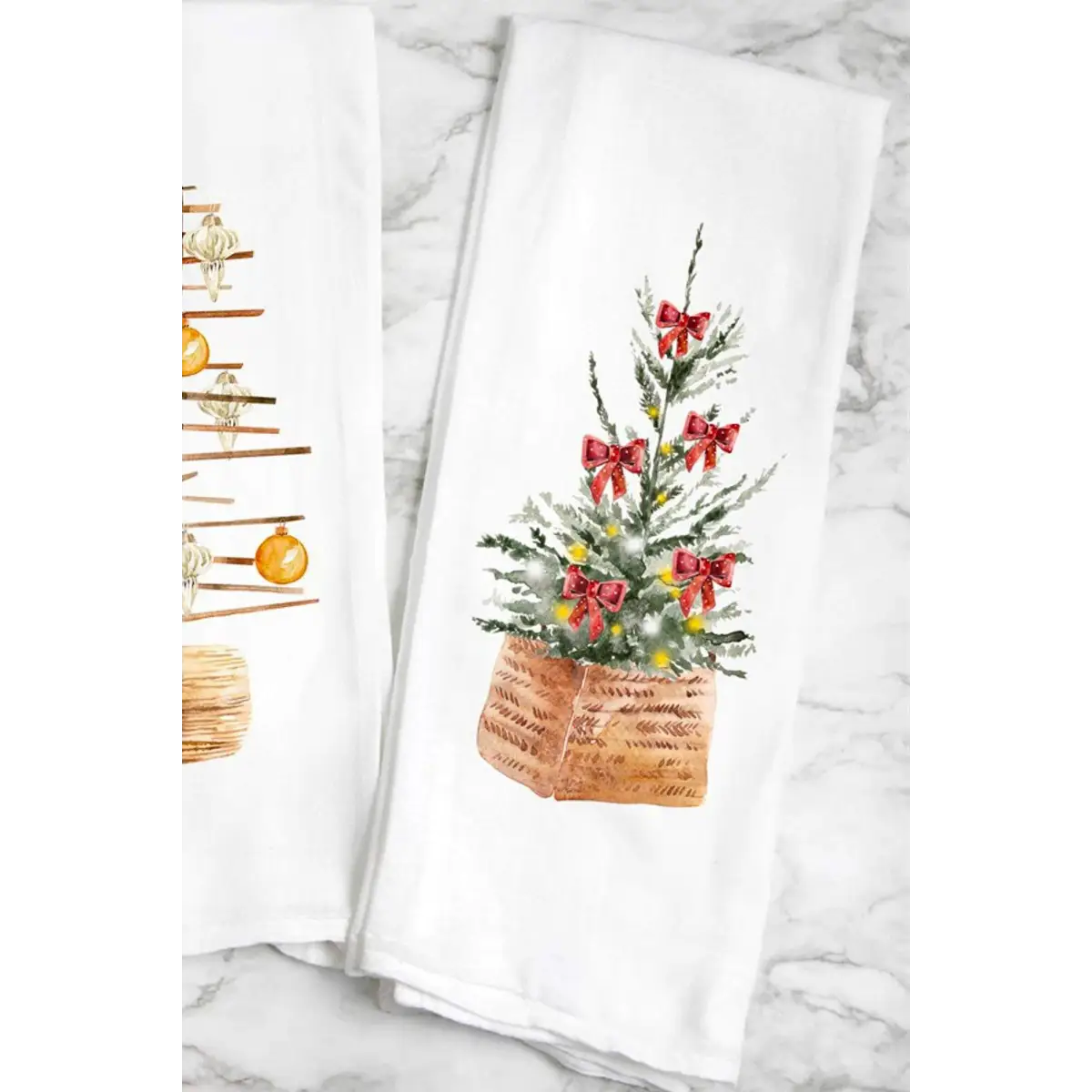 Tea Towel - Christmas Tree with Red Ribbons - Peach Closet
