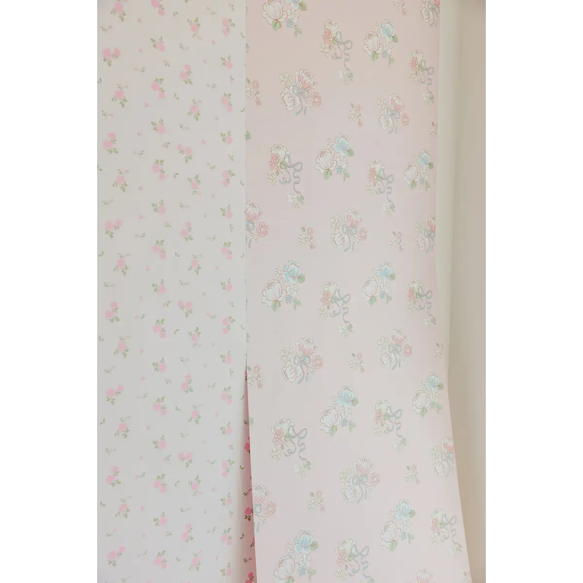 Tessa Wallpaper - Sweet Pastel Flowers - by In My Jammers - Loomwell Home Goods