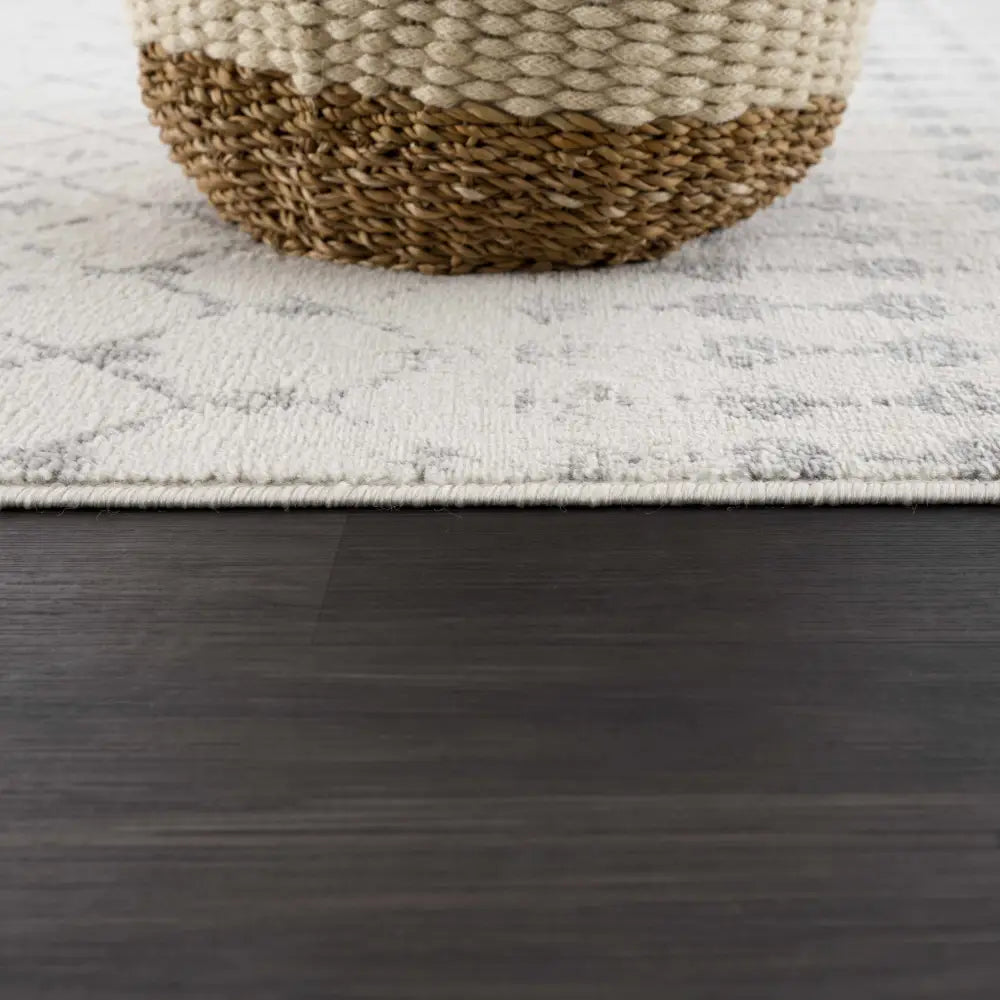 Tigrican Ivory 2331 Area Rug - Boutique Rugs