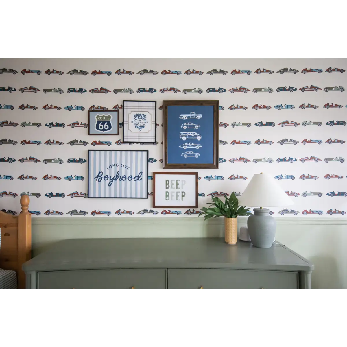 Unser Wallpaper - Race Cars - Loomwell Home Goods