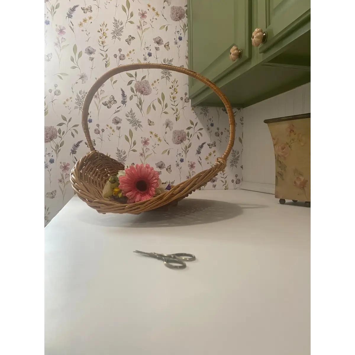Valerie Wallpaper - Meadow Flower Stems - Loomwell Home Goods