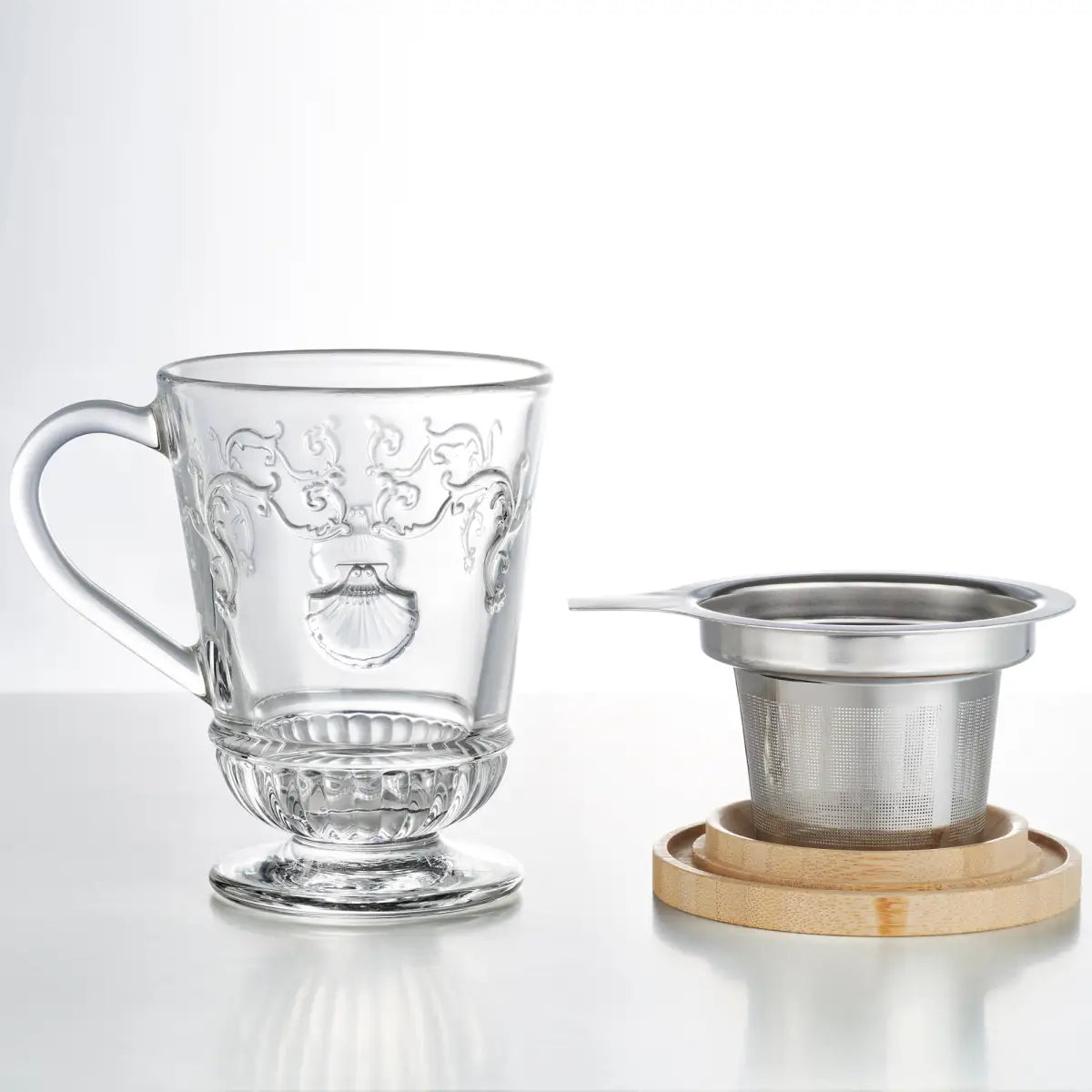 Versailles Tea Infuser Mug with Bamboo Lid - La Rochere NA