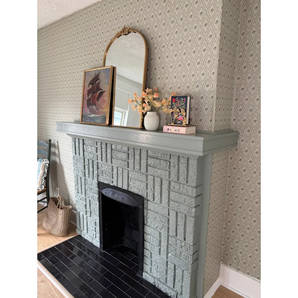 Violet Wallpaper - Magnolias in Diamond Trellis - by Taddy Mikelaites - Loomwell Home Goods