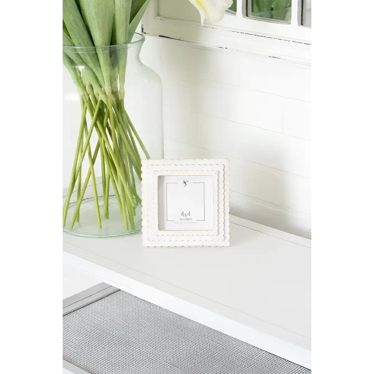 White Scallop Wood Photo Frame - 6x6 (4x4 picture) - Adams & Co.