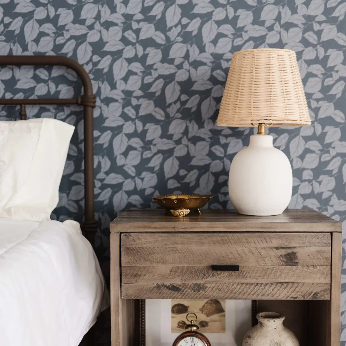 Windermere Wallpaper - Leaves - by Aubrey Fairchild - Loomwell Home Goods